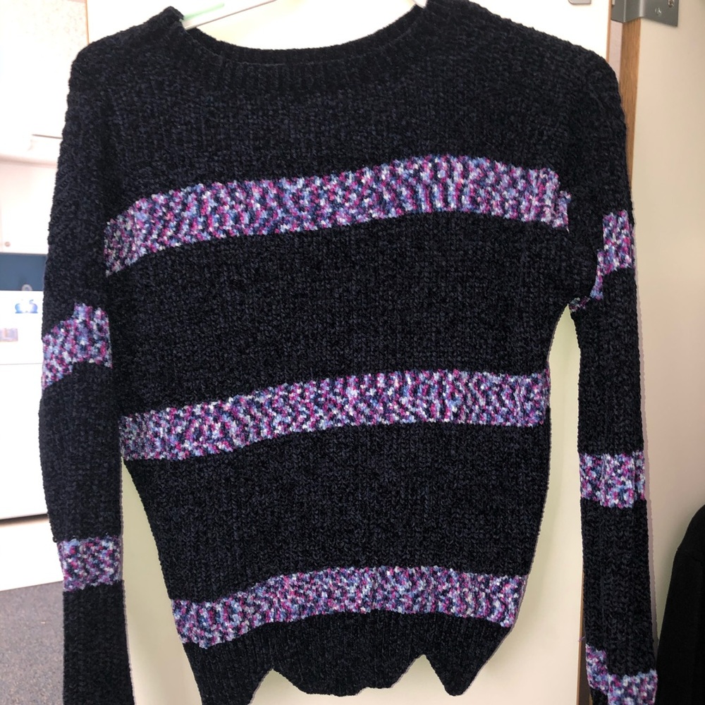Bought from Francesca’s, very soft sweater